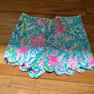 Lilly Pulitzer Buttercup 5” Shorts
